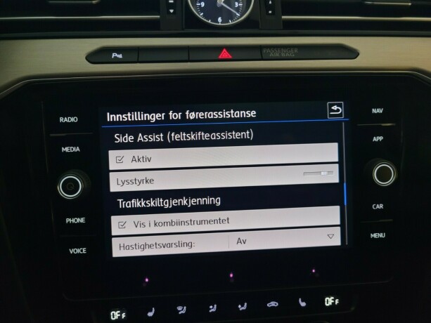 volkswagen-passat-plug-in-petrol-2019-big-41