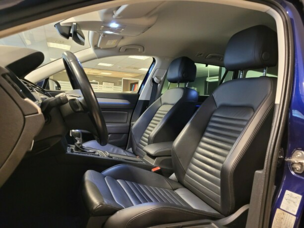 volkswagen-passat-plug-in-petrol-2019-big-24