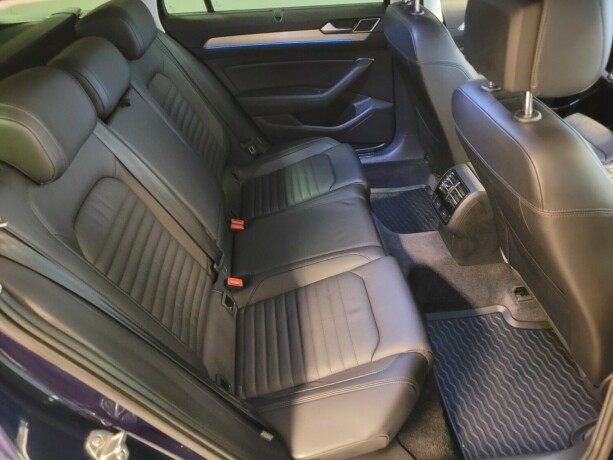 volkswagen-passat-plug-in-petrol-2019-big-18