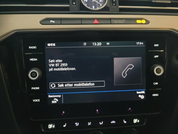 volkswagen-passat-plug-in-petrol-2019-big-38