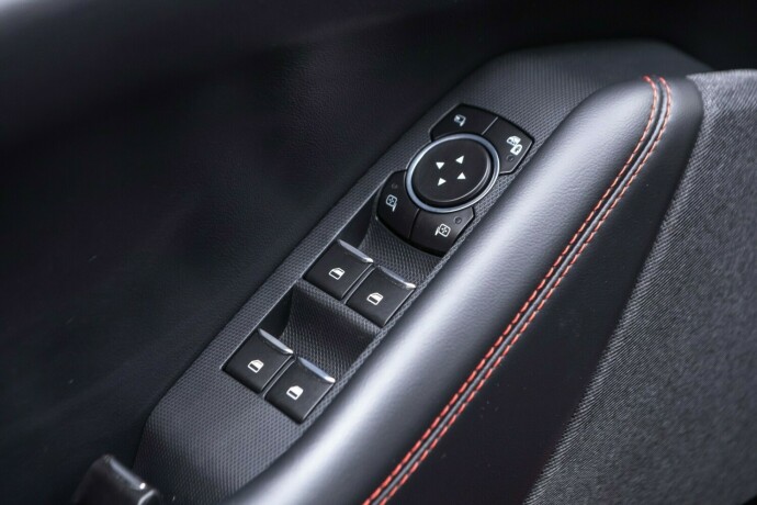 ford-mustang-mach-e-elektrisitet-2022-big-22