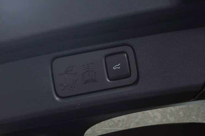 ford-mustang-mach-e-elektrisitet-2022-big-32