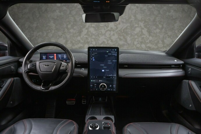 ford-mustang-mach-e-elektrisitet-2022-big-26
