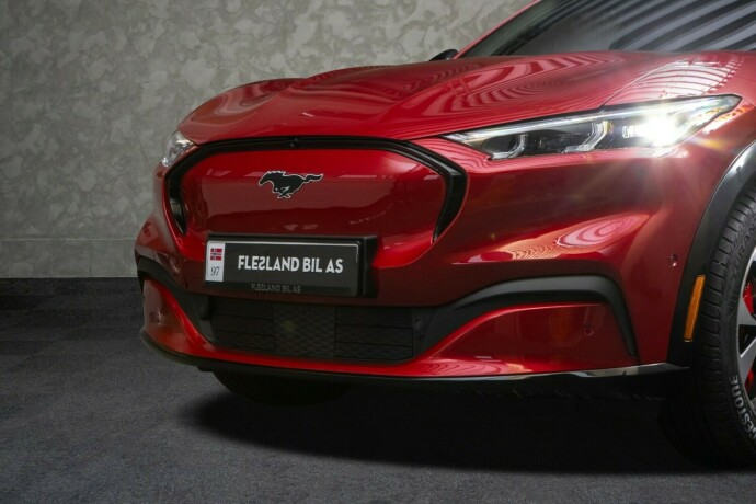 ford-mustang-mach-e-elektrisitet-2022-big-3