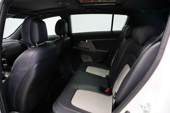 kia-sportage-bensin-2015-big-10