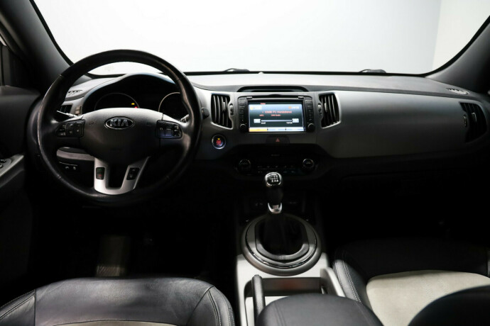 kia-sportage-bensin-2015-big-7