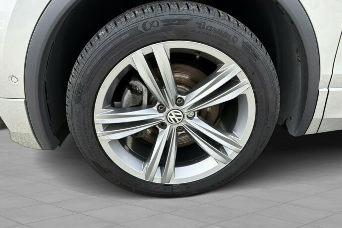 volkswagen-tiguan-diesel-2019-big-18