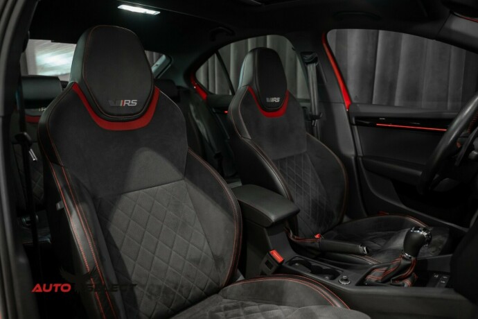 skoda-octavia-rs-bensin-2017-big-19
