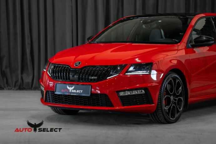 skoda-octavia-rs-bensin-2017-big-6