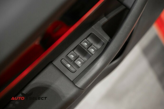 skoda-octavia-rs-bensin-2017-big-21