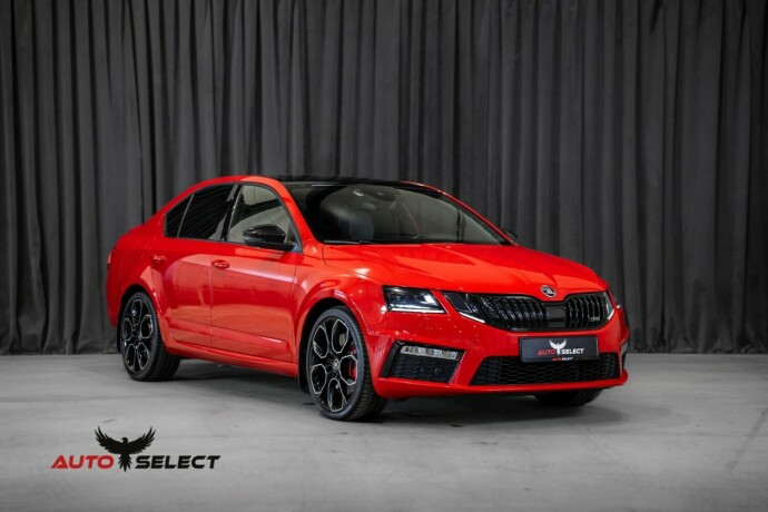 skoda-octavia-rs-bensin-2017-big-3