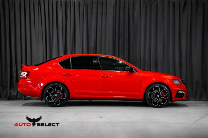 skoda-octavia-rs-bensin-2017-big-11