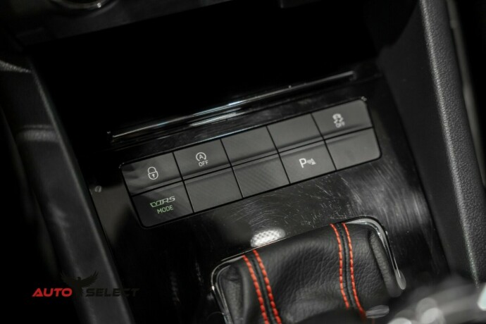 skoda-octavia-rs-bensin-2017-big-38