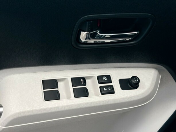 suzuki-ignis-elektrisitetbensin-2017-big-16