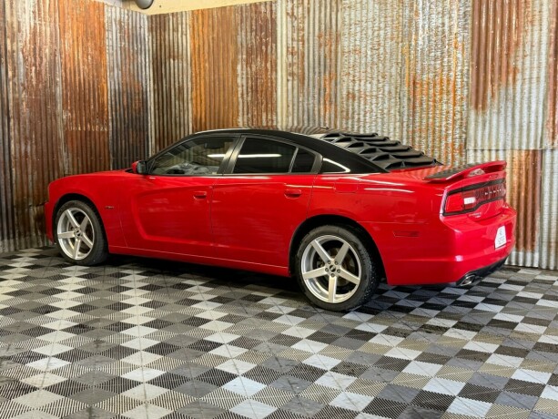 dodge-charger-bensin-2011-big-11