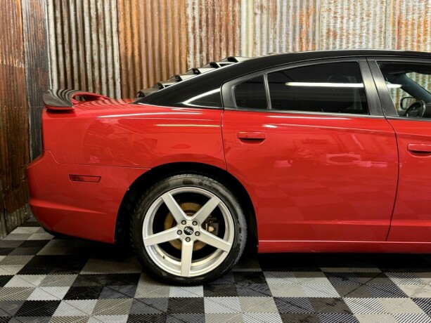 dodge-charger-bensin-2011-big-4