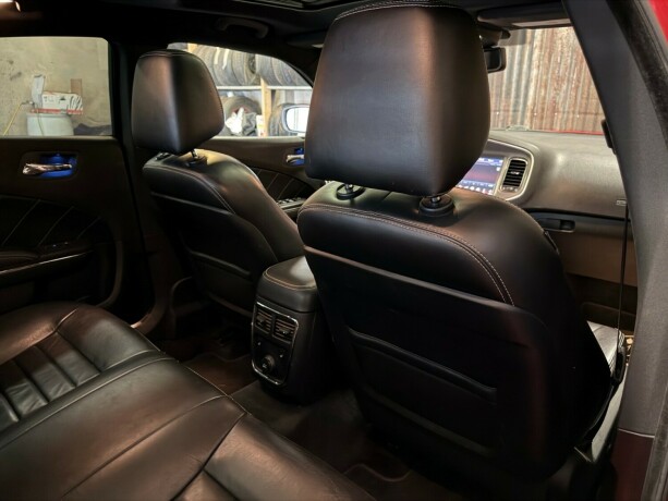 dodge-charger-bensin-2011-big-36
