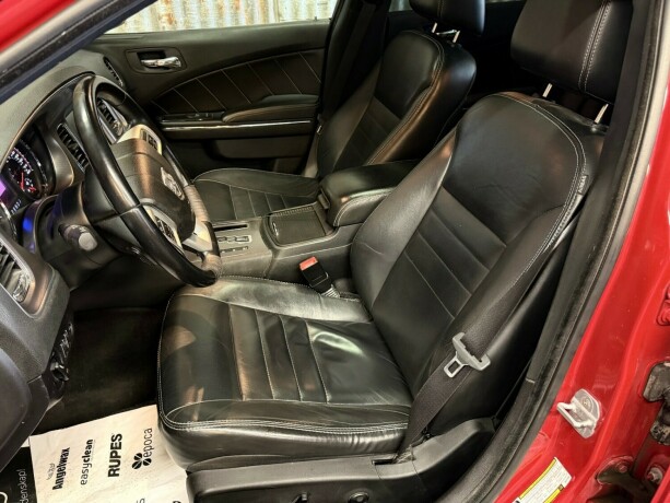 dodge-charger-bensin-2011-big-18