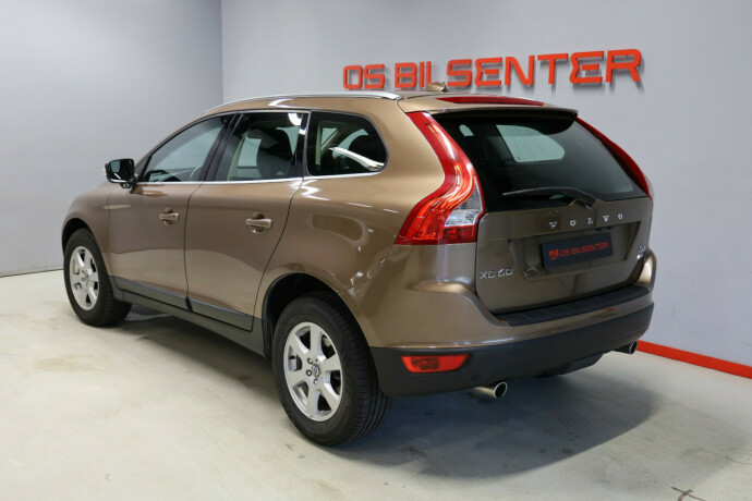 volvo-xc-60-diesel-2012-big-4
