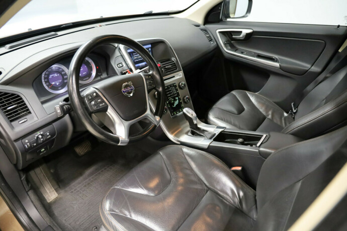 volvo-xc-60-diesel-2012-big-6
