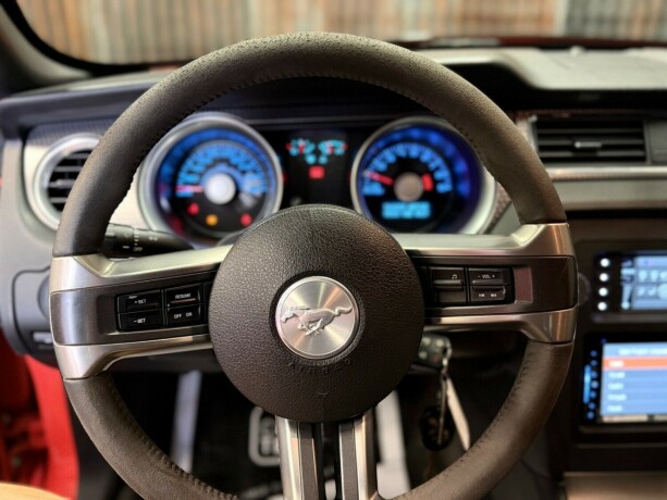ford-mustang-bensin-2012-big-22