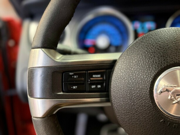 ford-mustang-bensin-2012-big-23