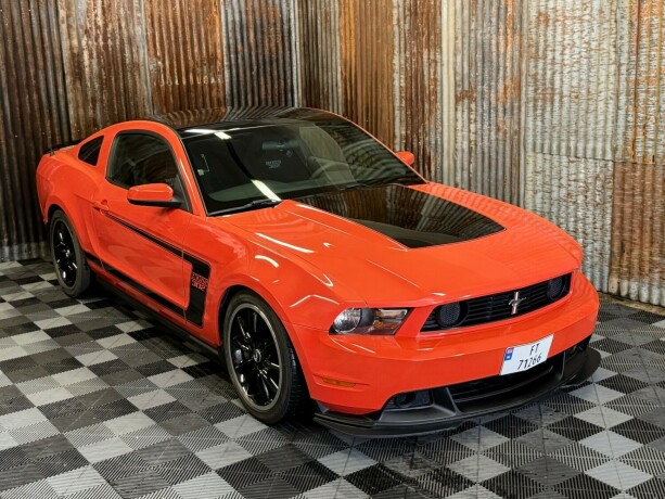 ford-mustang-bensin-2012-big-1