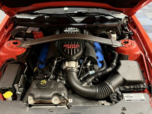 ford-mustang-bensin-2012-big-39