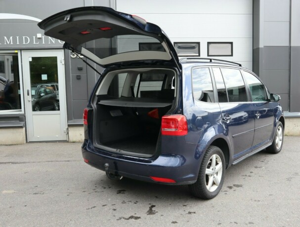 volkswagen-touran-diesel-2013-big-17