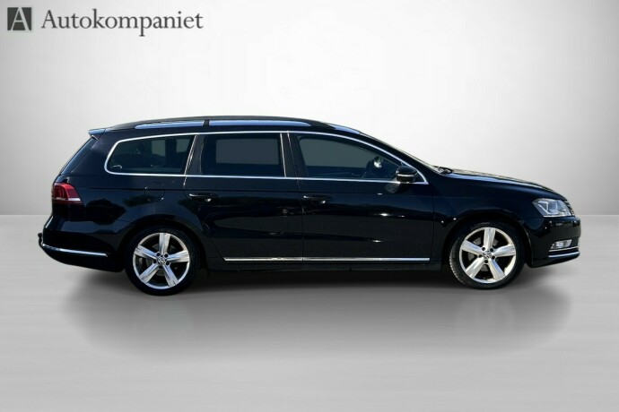volkswagen-passat-diesel-2012-big-3