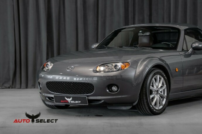 mazda-mx-5-bensin-2008-big-7