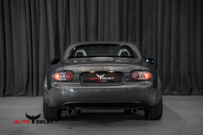 mazda-mx-5-bensin-2008-big-9