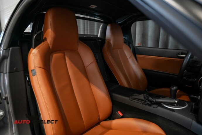 mazda-mx-5-bensin-2008-big-37