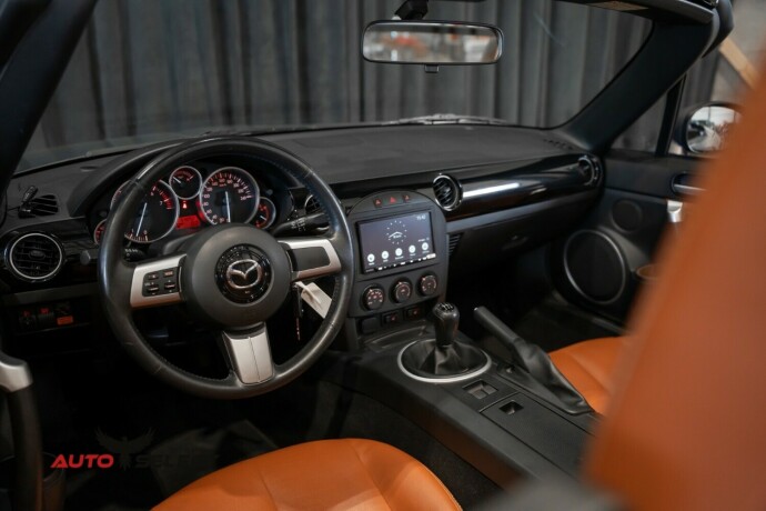 mazda-mx-5-bensin-2008-big-21