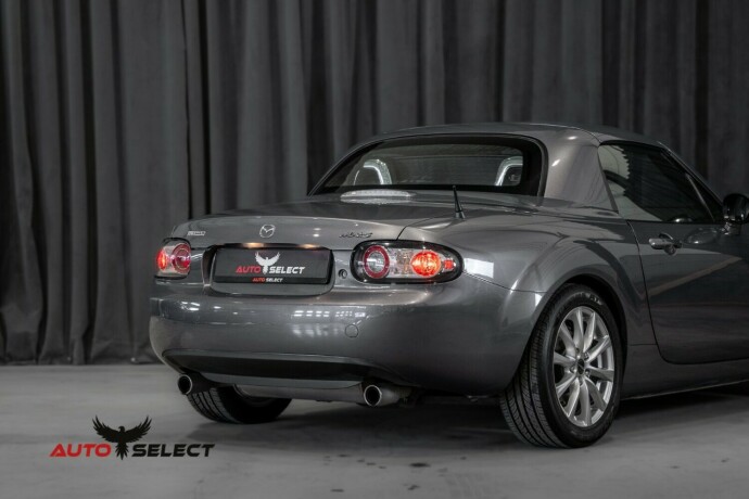 mazda-mx-5-bensin-2008-big-13
