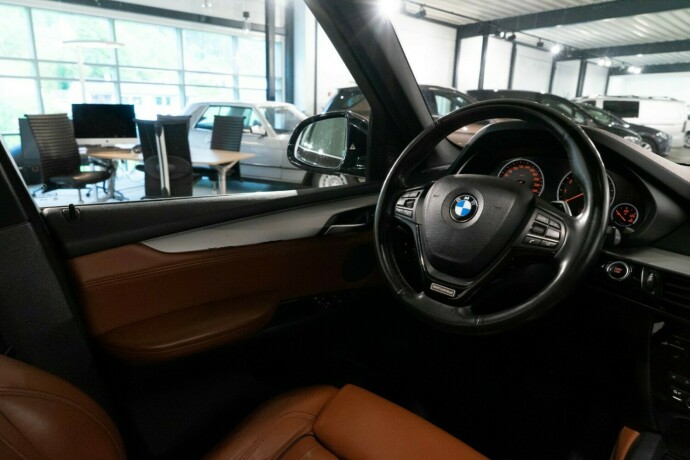 bmw-x5-elektrisitetbensin-2017-big-7
