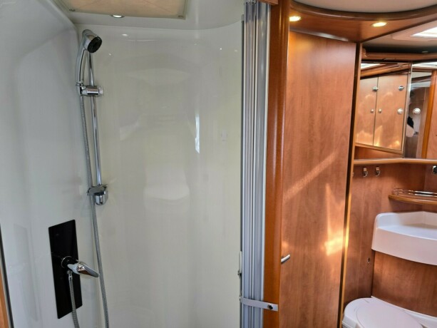 carthago-tourer-t-150-diesel-2013-big-52