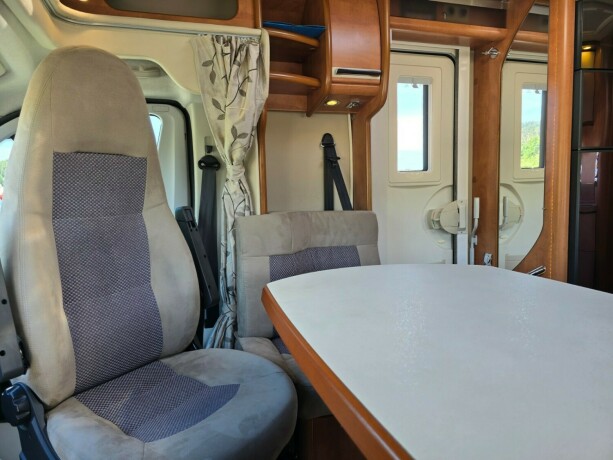 carthago-tourer-t-150-diesel-2013-big-13