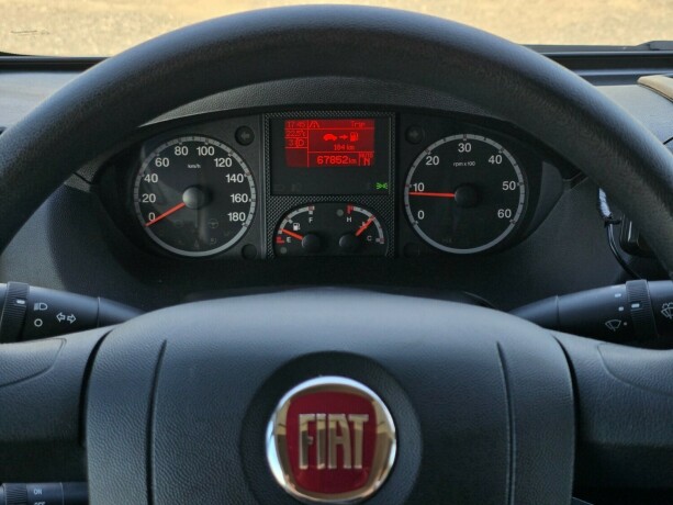 carthago-tourer-t-150-diesel-2013-big-20