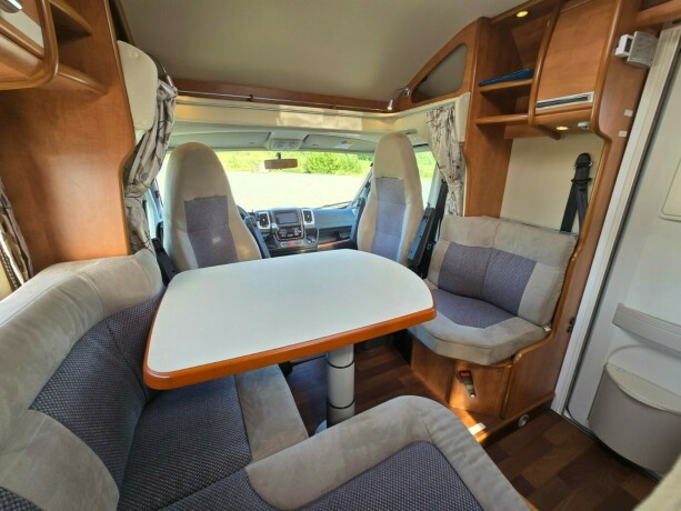 carthago-tourer-t-150-diesel-2013-big-16