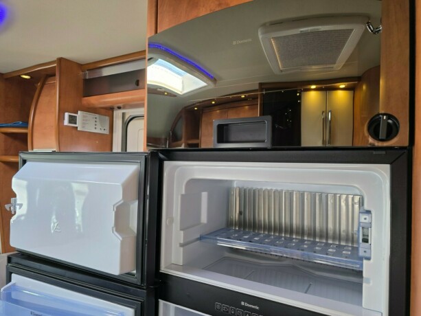 carthago-tourer-t-150-diesel-2013-big-31