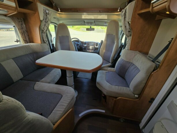 carthago-tourer-t-150-diesel-2013-big-18