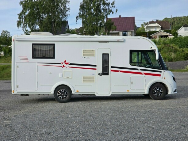 autostar-celtic-edition-i693lc-lift-diesel-2018-big-5