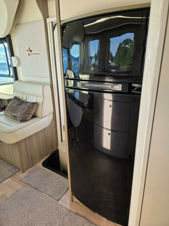 autostar-celtic-edition-i693lc-lift-diesel-2018-big-42