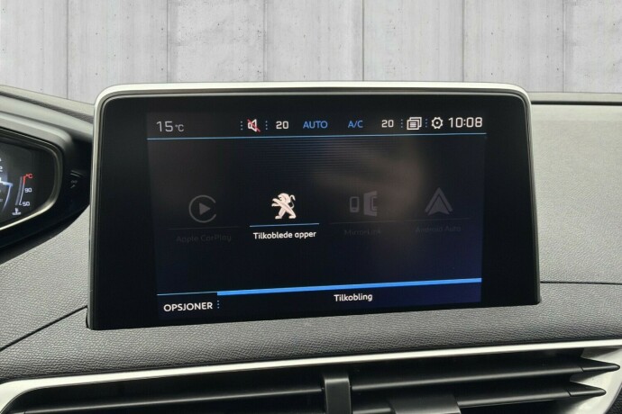 peugeot-5008-bensin-2018-big-14