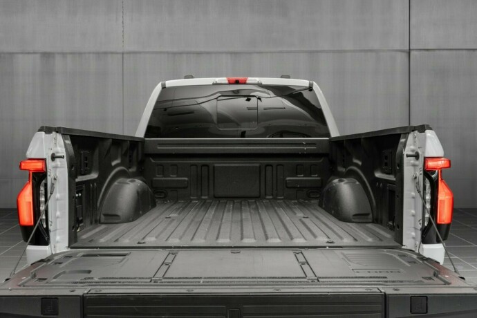ford-f-150-elektrisitet-2025-big-16
