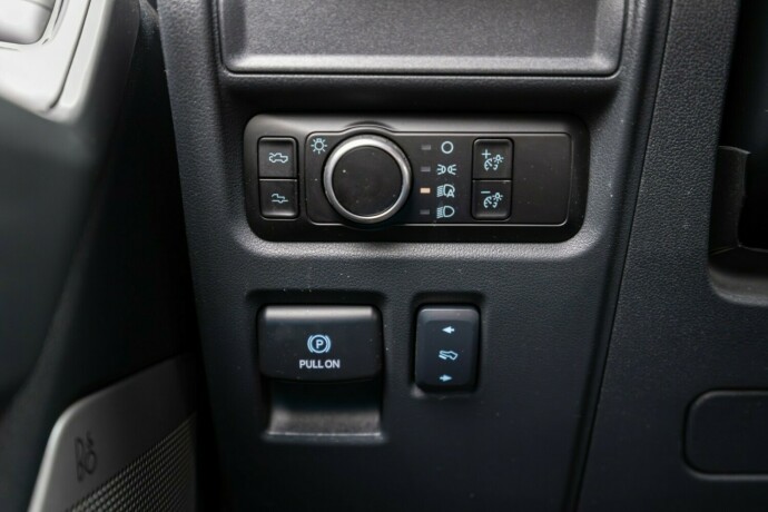 ford-f-150-elektrisitet-2025-big-46