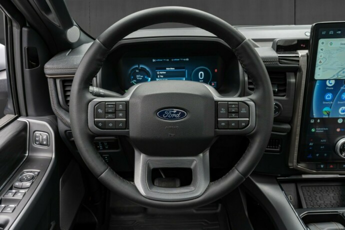 ford-f-150-elektrisitet-2025-big-24
