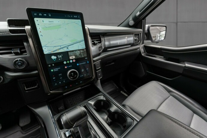 ford-f-150-elektrisitet-2025-big-30