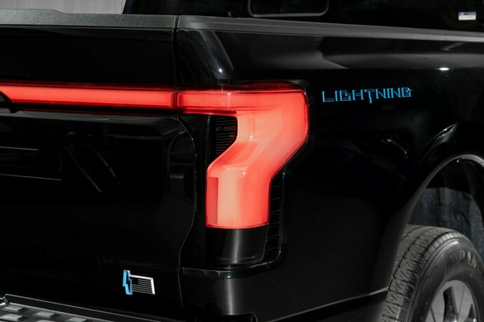 ford-f-150-elektrisitet-2025-big-10
